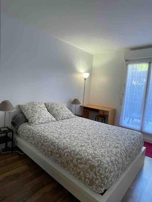 Noisy-Le-Grand Centre : Proche Disneyland Et Paris Apartment ภายนอก รูปภาพ