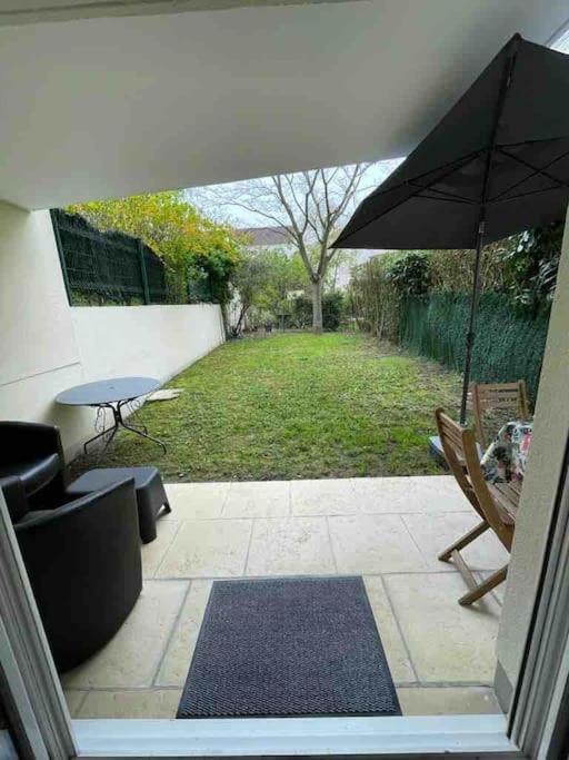 Noisy-Le-Grand Centre : Proche Disneyland Et Paris Apartment ภายนอก รูปภาพ